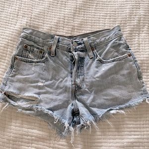 Levi’s shorts